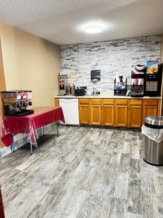 Designer Inn And Suites Толедо  Екстер'єр фото