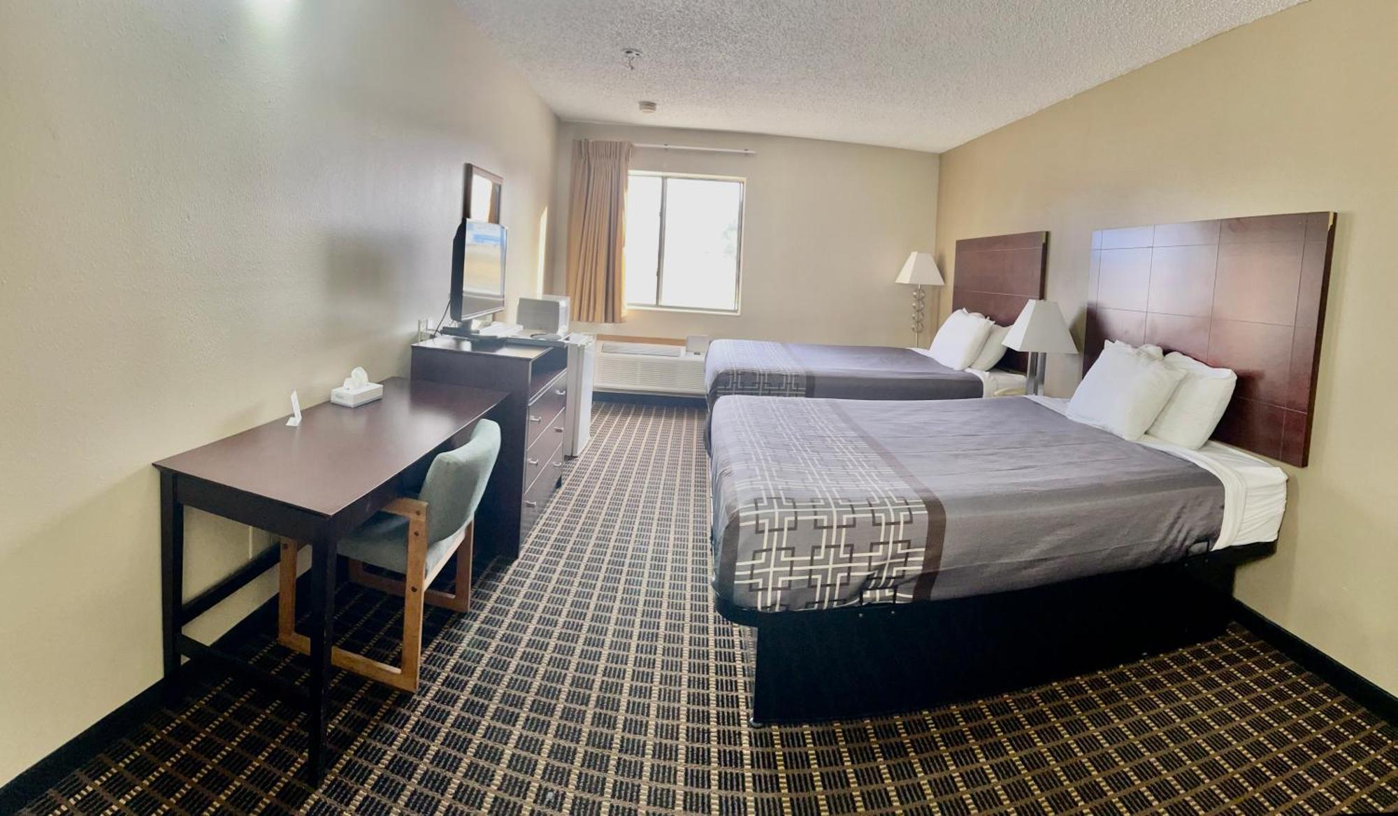 Designer Inn And Suites Толедо  Екстер'єр фото